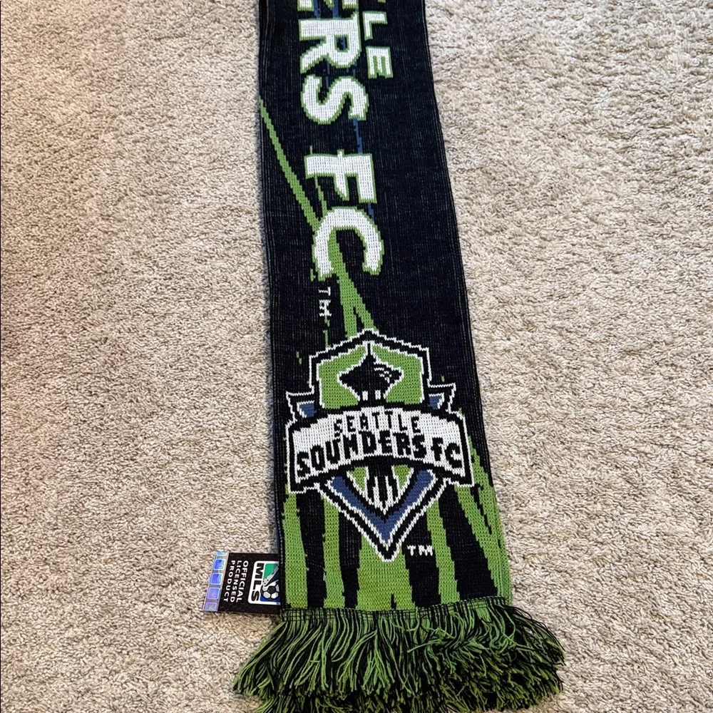 Seattle Sounders FC Black & Green Supporters Scarf